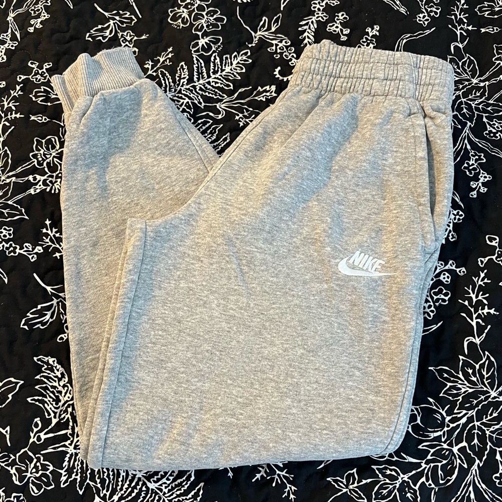 Nike Kids Heather Gray Joggers